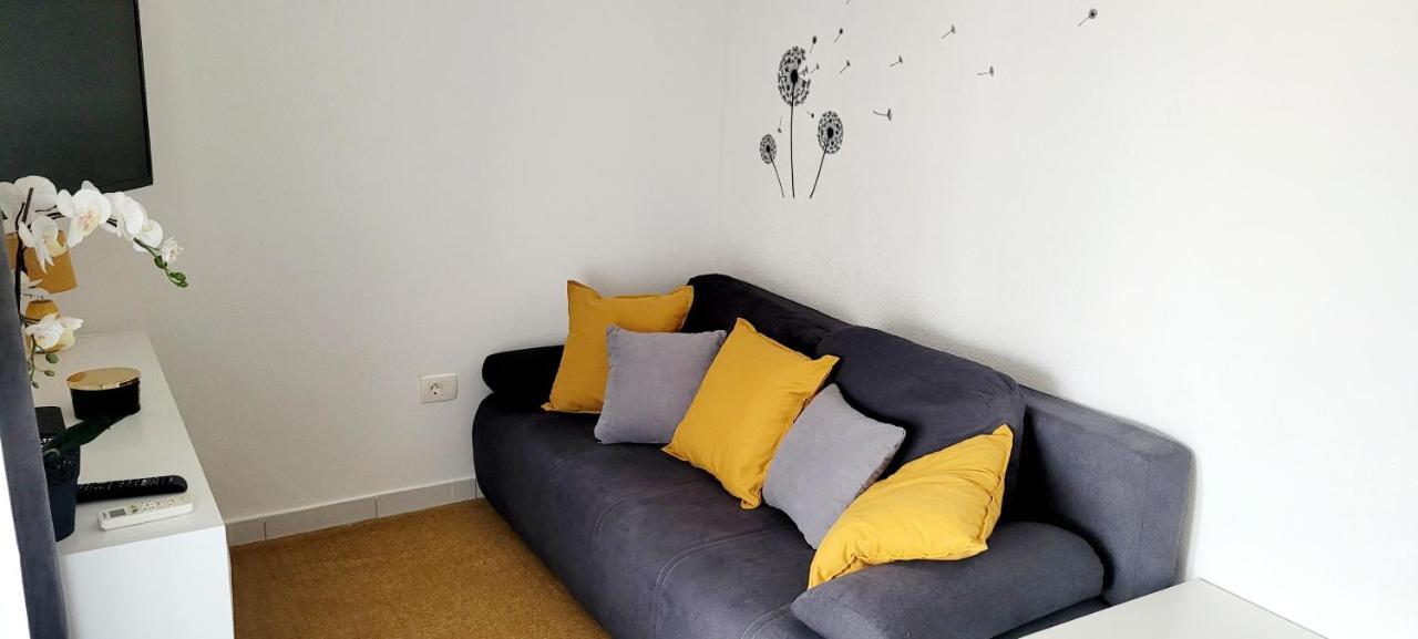 Petrovija Apartman Rocky מראה חיצוני תמונה